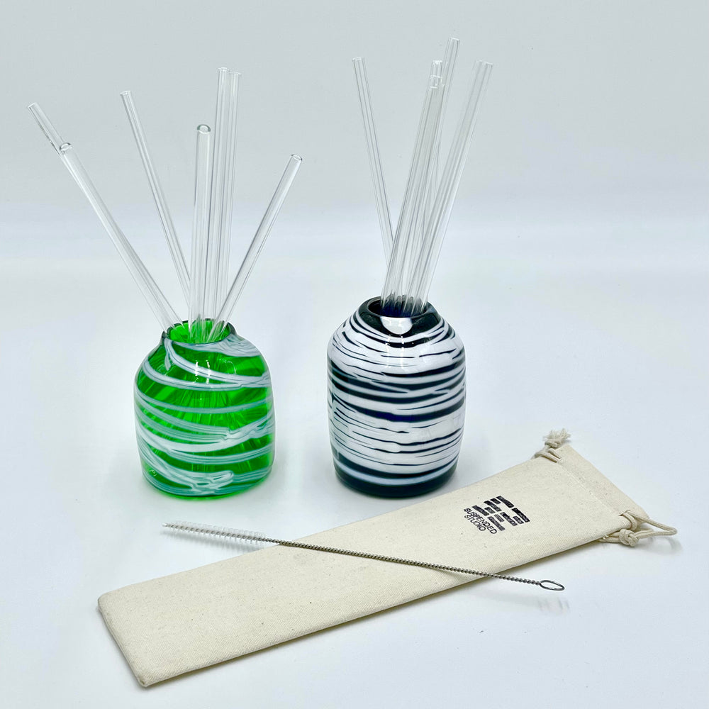 
            
                Load image into Gallery viewer, Glass Straws (pack of 5)
            
        