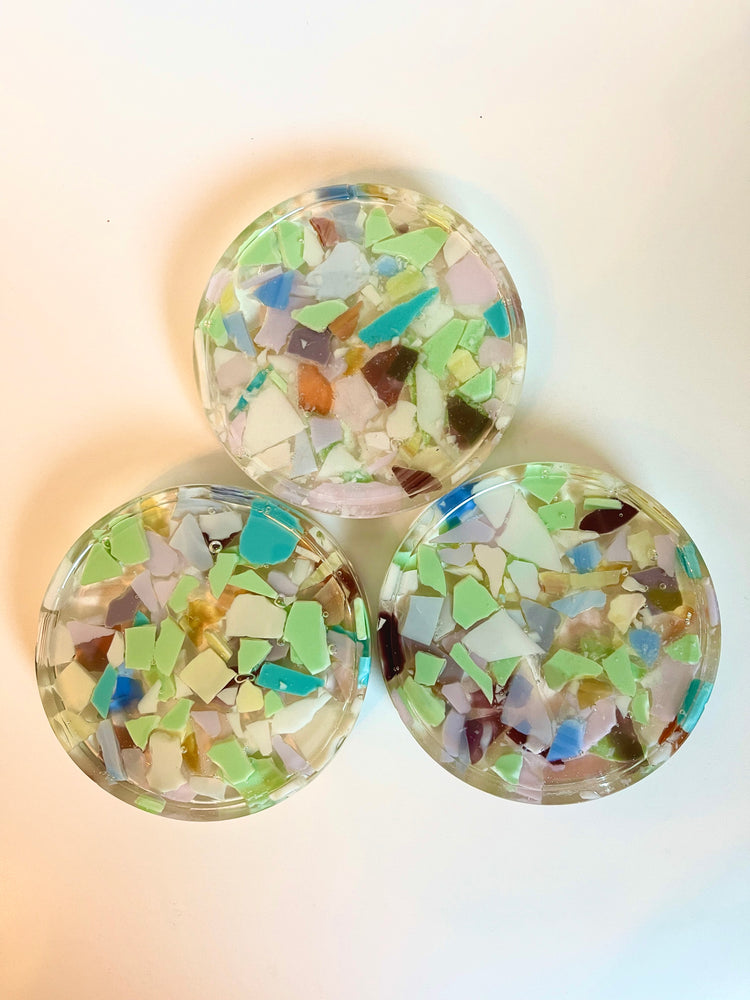 
            
                Load image into Gallery viewer, Recycled Glass Resin Coaster (Single)
            
        